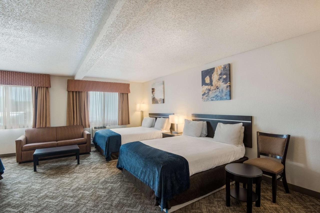 Best Western Mount Pleasant Inn Exterior photo