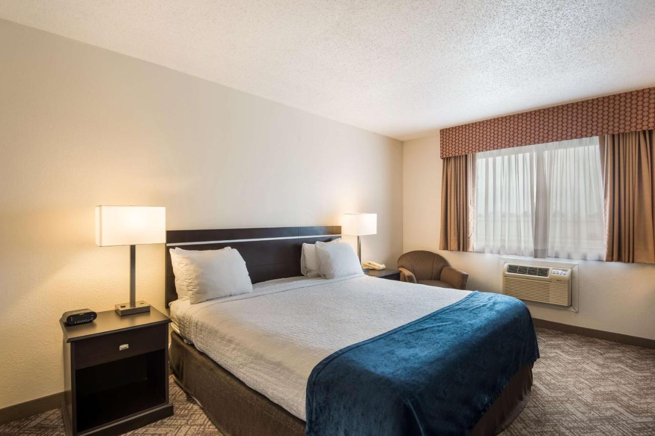 Best Western Mount Pleasant Inn Exterior photo